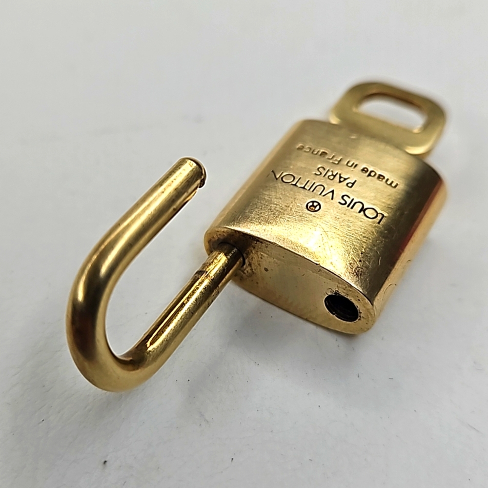 Authentic Louis Vuitton LV Monogram Lock & Key - Picture 12 of 16